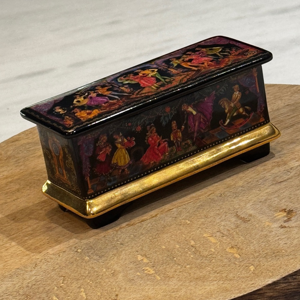 VTG 1991 Ardleigh Elliott & Sons Nutcracker Porcelain Music Box - Tchaikovskiy - Picture 2 of 8